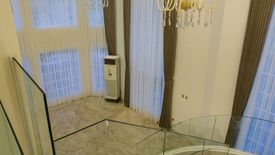 4 Bedroom House for rent in New Alabang Village, Metro Manila