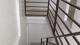 3 Bedroom Townhouse for sale in Moonwalk, Metro Manila