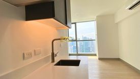 Condo for sale in Poblacion, Metro Manila