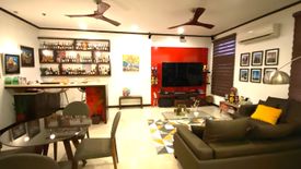 3 Bedroom House for sale in Poblacion, Metro Manila