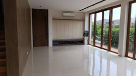 5 Bedroom House for sale in alabang west village, Almanza Dos, Metro Manila