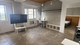 2 Bedroom Condo for sale in Forbeswood Heights, Bagong Tanyag, Metro Manila