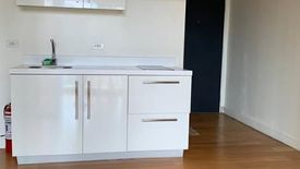 Condo for sale in Hulo, Metro Manila near MRT-3 Guadalupe