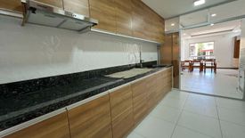 3 Bedroom Townhouse for sale in San Antonio, Metro Manila near LRT-1 Roosevelt