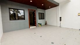4 Bedroom Townhouse for sale in Talon Dos, Metro Manila