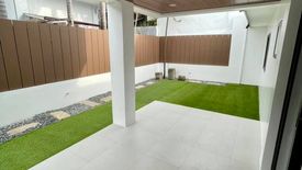 5 Bedroom House for sale in BF Homes, Metro Manila