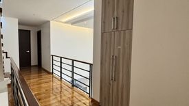 5 Bedroom Townhouse for sale in San Nicolas, Metro Manila