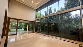 5 Bedroom House for rent in Dasmariñas Village, Dasmariñas North, Metro Manila near MRT-3 Magallanes