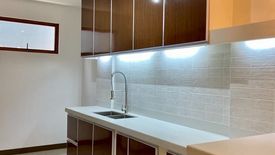 4 Bedroom House for sale in Bangkal, Metro Manila near MRT-3 Magallanes