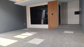 3 Bedroom House for sale in San Isidro, Metro Manila