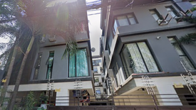 Townhouse for sale in Plainview, Metro Manila