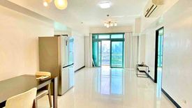 2 Bedroom Condo for sale in EIGHT FORBESTOWN ROAD, Bagong Tanyag, Metro Manila