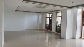 11 Bedroom Condo for sale in Bagumbayan, Metro Manila