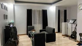 Shophouse for sale in Manila, Metro Manila near LRT-2 Legarda