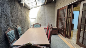 5 Bedroom Townhouse for rent in Central, Metro Manila