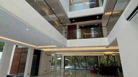 6 Bedroom House for sale in New Alabang Village, Metro Manila