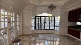 5 Bedroom House for rent in BF Homes, Metro Manila