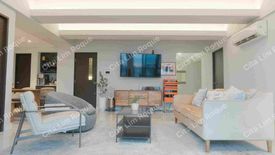 4 Bedroom Condo for rent in BGC, Metro Manila