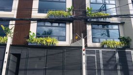 3 Bedroom Townhouse for sale in Central, Metro Manila