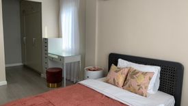 3 Bedroom Townhouse for sale in Central, Metro Manila