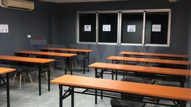 Office for rent in South Triangle, Metro Manila near MRT-3 Quezon Avenue