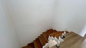 4 Bedroom Townhouse for sale in Central, Metro Manila