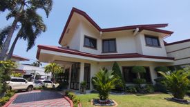 5 Bedroom House for sale in BF Homes, Metro Manila