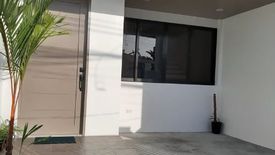3 Bedroom Townhouse for sale in Pamplona Dos, Metro Manila
