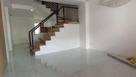 5 Bedroom Townhouse for sale in Pamplona Dos, Metro Manila