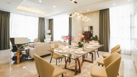 5 Bedroom Townhouse for sale in Little Baguio, Metro Manila