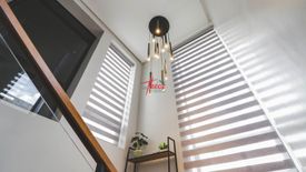 5 Bedroom Townhouse for sale in Little Baguio, Metro Manila