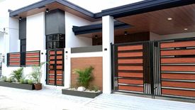 4 Bedroom House for sale in BF Resort Village, Talon Dos, Metro Manila