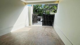 4 Bedroom Townhouse for sale in Central, Metro Manila