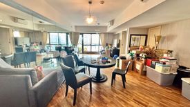 2 Bedroom Condo for rent in Joya Lofts and Towers, Rockwell, Metro Manila near MRT-3 Guadalupe