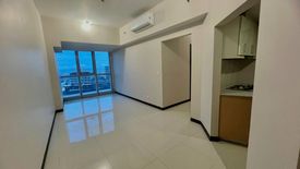 3 Bedroom Condo for sale in Uptown Parksuites, BGC, Metro Manila