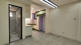 4 Bedroom Townhouse for sale in Kamuning, Metro Manila near MRT-3 Kamuning