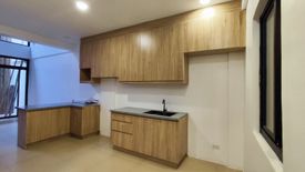 3 Bedroom Townhouse for sale in Kamuning, Metro Manila near MRT-3 Kamuning