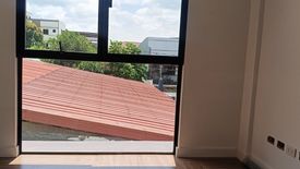 3 Bedroom House for sale in Poblacion, Metro Manila