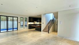 5 Bedroom House for sale in Talon Tres, Metro Manila