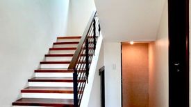 4 Bedroom House for sale in White Plains, Metro Manila