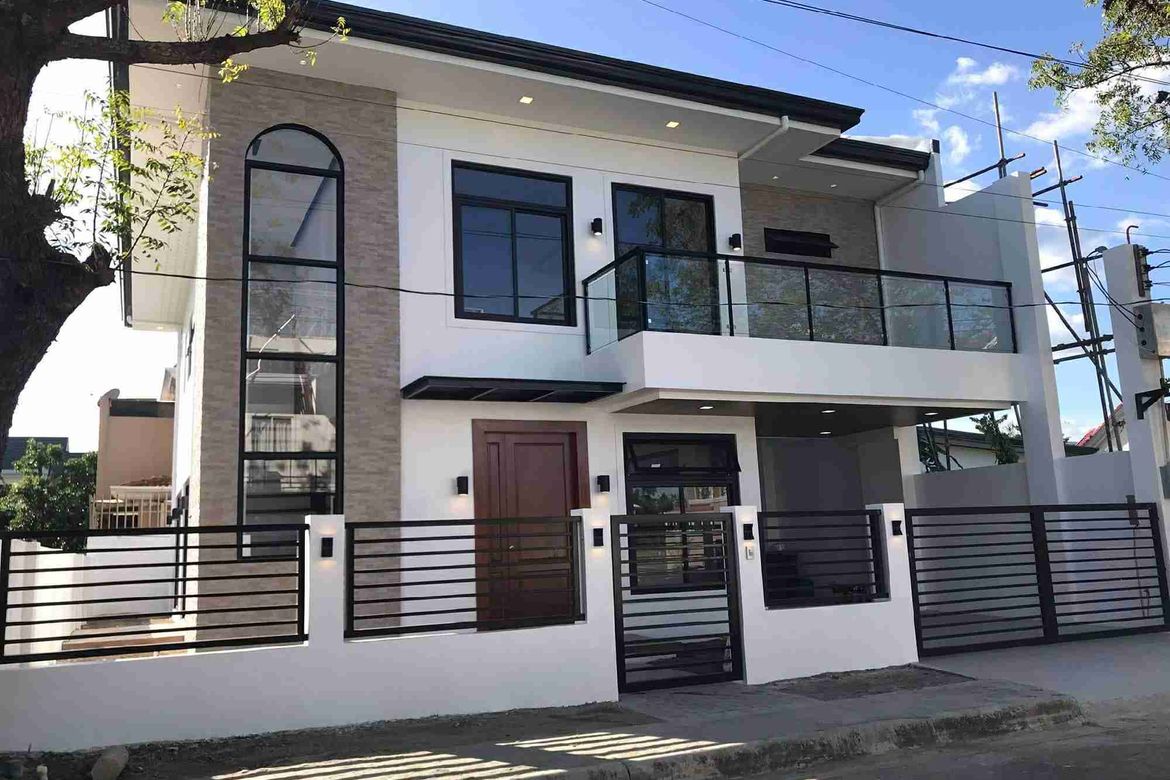 Near the Sea RFO 5BR Single Detached Brand New House & Lot For Sale at Phase 1 Corona del Mar Talisay City Cebu