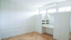 4 Bedroom House for sale in Almanza Dos, Metro Manila