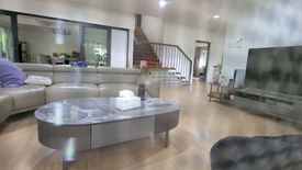 5 Bedroom House for sale in Dasmariñas Village, Dasmariñas North, Metro Manila near MRT-3 Magallanes