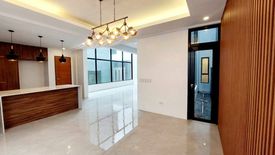 6 Bedroom Townhouse for sale in San Miguel, Metro Manila