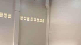 Warehouse / Factory for sale in Masambong, Metro Manila