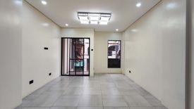 3 Bedroom Townhouse for sale in Kamuning, Metro Manila near MRT-3 Kamuning