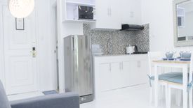 1 Bedroom Condo for sale in San Lorenzo, Metro Manila