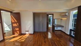 7 Bedroom House for sale in Cupang, Metro Manila