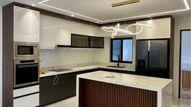 5 Bedroom House for sale in Don Bosco, Metro Manila