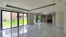 5 Bedroom House for sale in Almanza Dos, Metro Manila